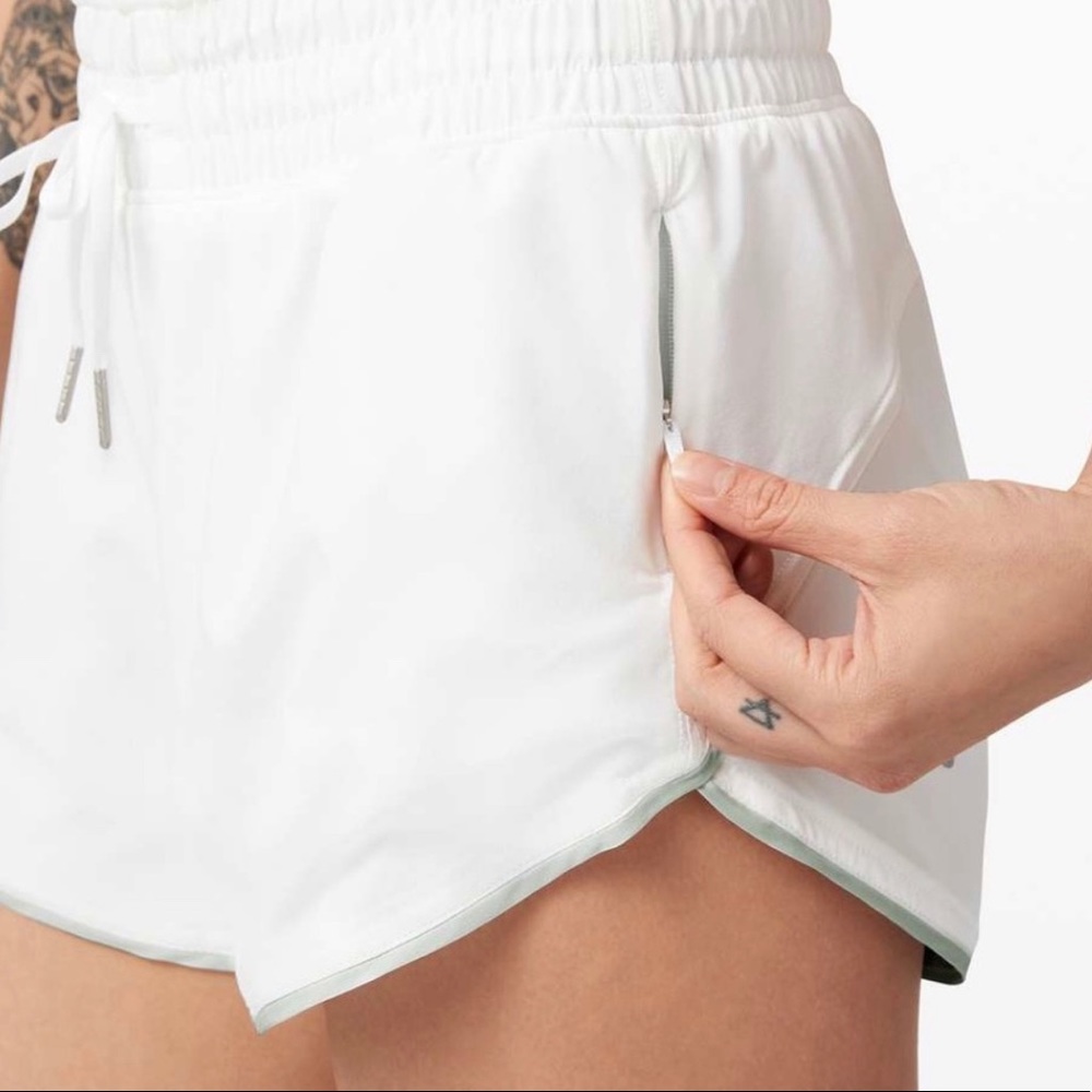Lululemon choose a side short